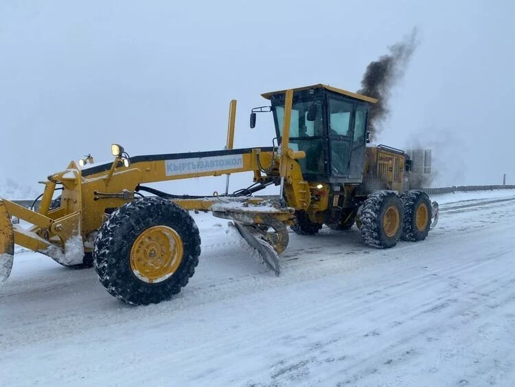 Дорогу в ущелье Чункурчак очистили от снега
