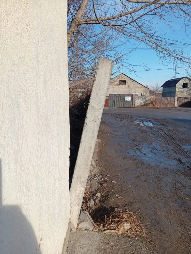 Родители жалуются на состояние школы №5 в МТУ "Аламедин". Ответ ведомства