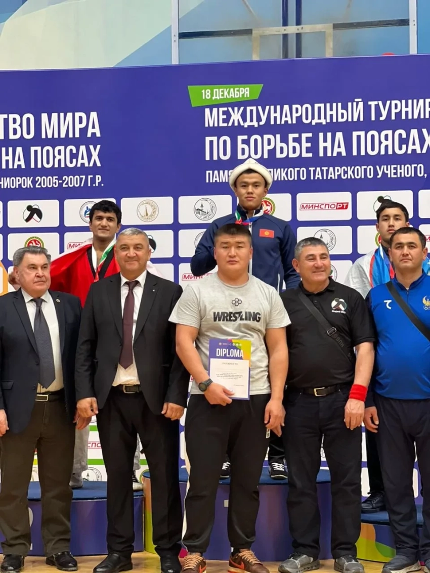 Кыргызстанские борцы завоевали призовые места на чемпионате мира по борьбе на поясах