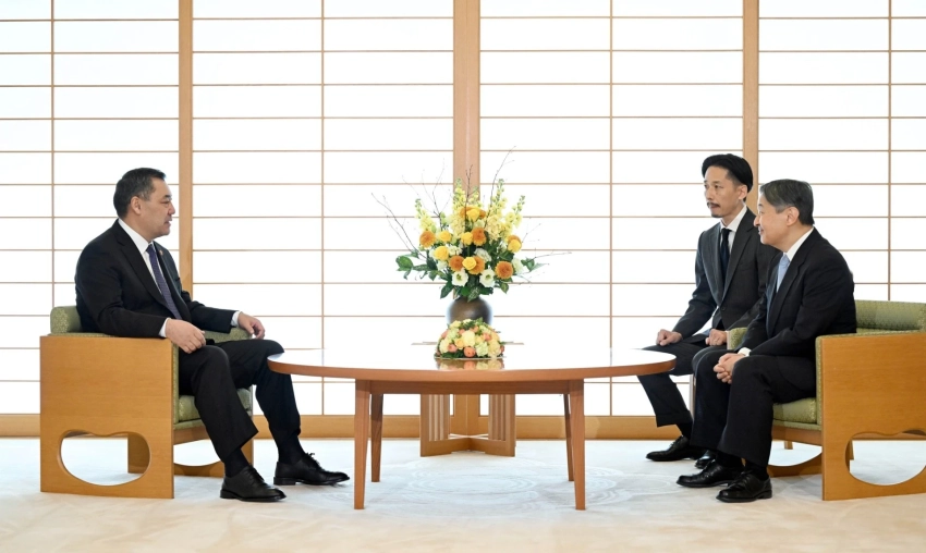 Садыр Жапаров встретился с императором Японии Нарухито
