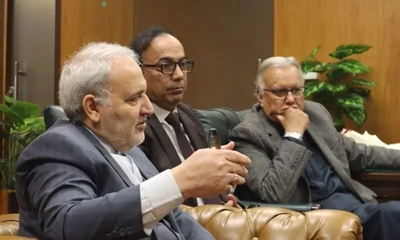 Посол Ирана в Пакистане заявил, что Дональд Трамп обещал не атаковать его страну