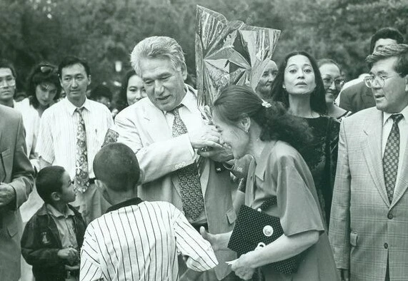 Кыргызстан готовит юбилейный международный форум на Иссык-Куле