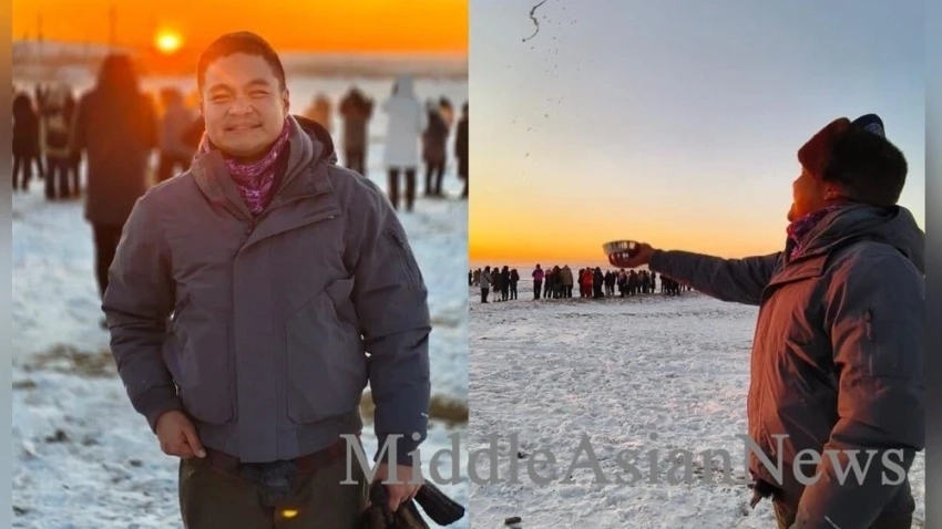 Посол США в Улан-Баторе совершил монгольский обряд поклонения утреннему солнцу Нового года