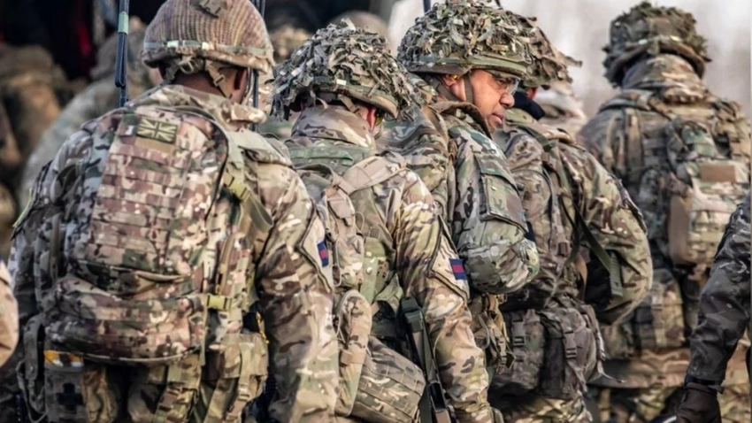 The Times: Великобритания и Франция планируют отправить в Украину до 15 тысяч военных после заключения мира