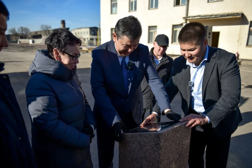 Для МП "Тазалык" в Бишкеке построят новую базу - заложена капсула