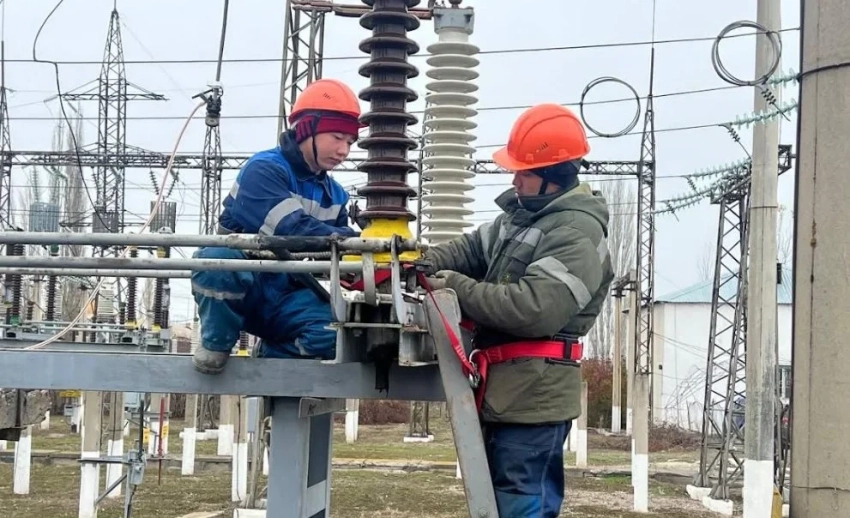 Из-за ожидаемых морозов энергетики усилили контроль за электросетями