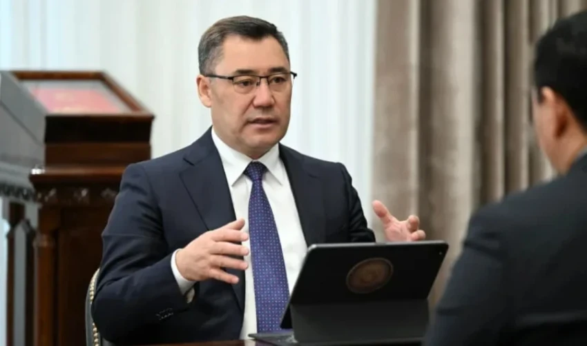 Садыр Жапаров рассказал, почему старые водительские права меняют на новые