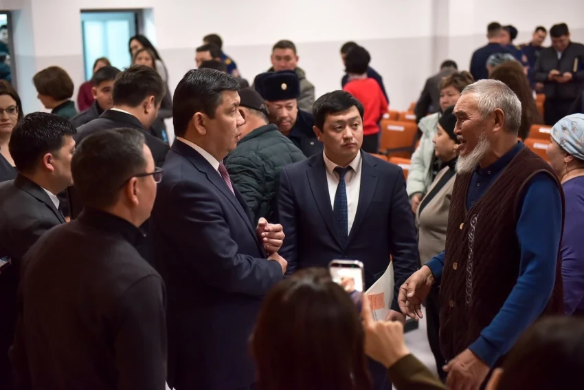 Когда новые автобусы выйдут на линии в жилмассивы, рассказали в мэрии Бишкека