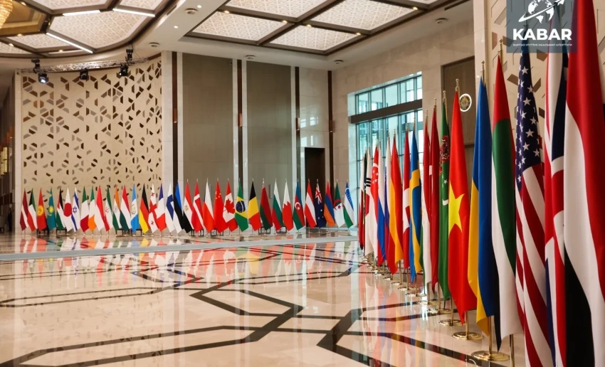 Азербайджанский политолог отметил усиление позиций Кыргызстана во внешней политике