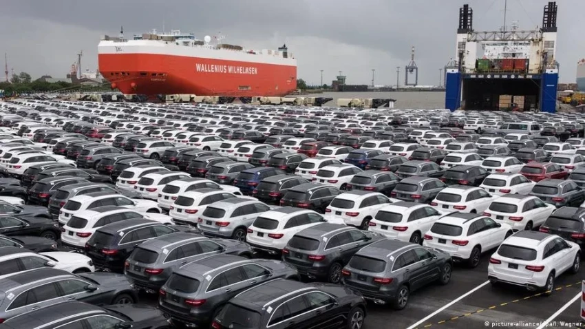 Рынок новых автомобилей в Евроcоюзе в прошлом году вырос благодаря увеличению объема продаж гибридных и электрических моделей