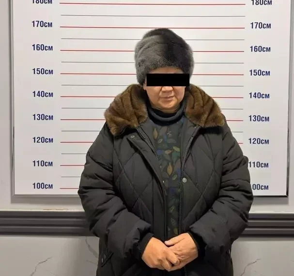 По факту получения взятки задержана инженер по расчету Ак-Суйского РЭС